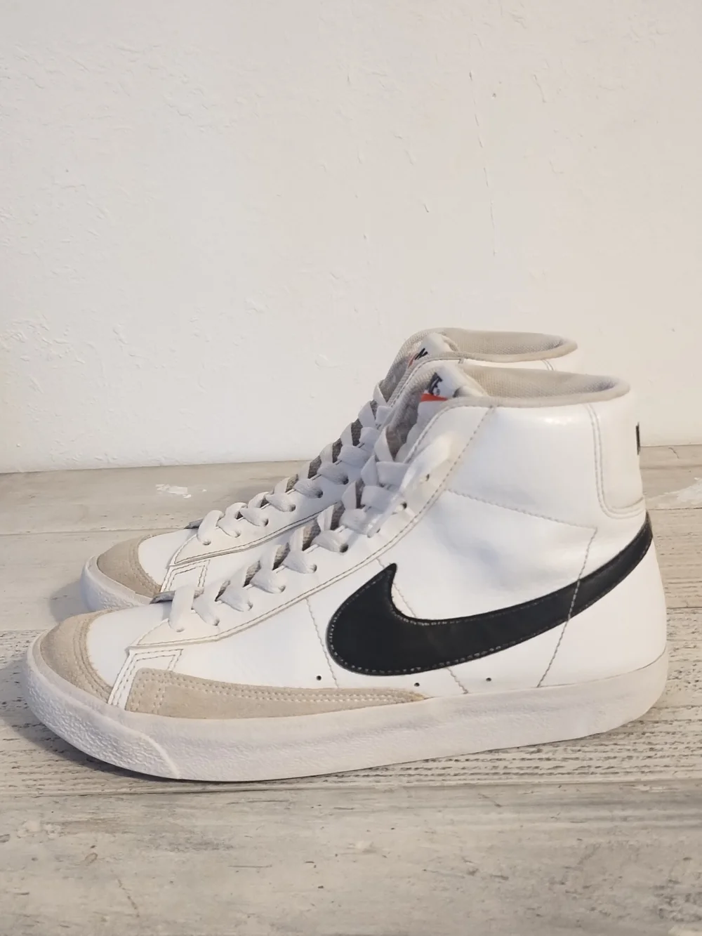 Nike Blazer Mid 77 Boys Size 7Y White Black Casual Leather Shoes Sneakers